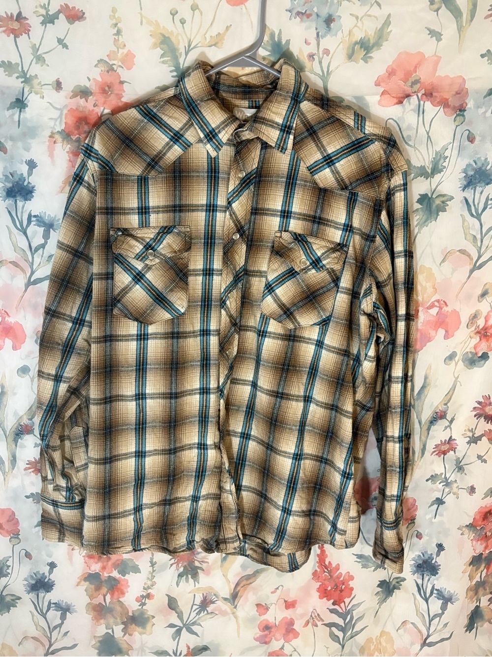 Wrangler Tan and Blue Plaid Western Button-Down Shirt